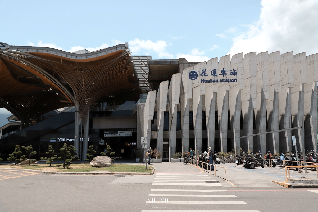 承億文旅花蓮山知道｜花蓮火車站住宿推薦，穿越石空的原民藝術空間設計，室內攀岩親子都很愛，自助式早餐還有花蓮麻糬