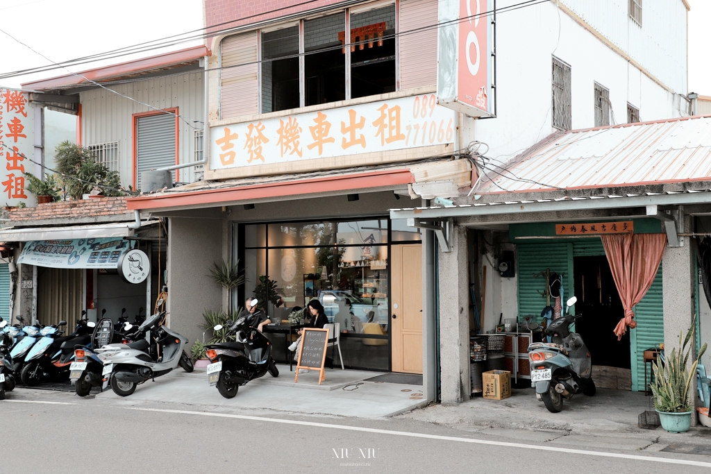 台東金崙｜黑手咖啡HeySoul Cafe，吉發機車出租咖啡廳，除了咖啡我也迷上甜點的好滋味