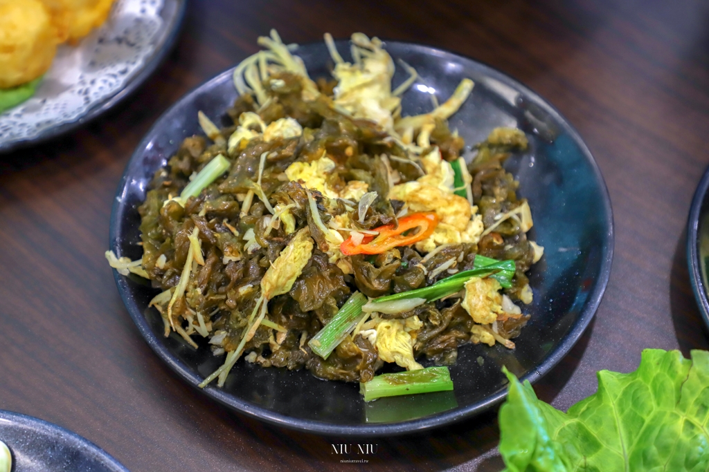 船帆石美食推薦｜海咖現撈海產，有價目表的海鮮熱炒，大推必點日本生蠔、綜合生魚片、招牌乾煎倒吊魚，來支持永續海洋生態的暖心老闆