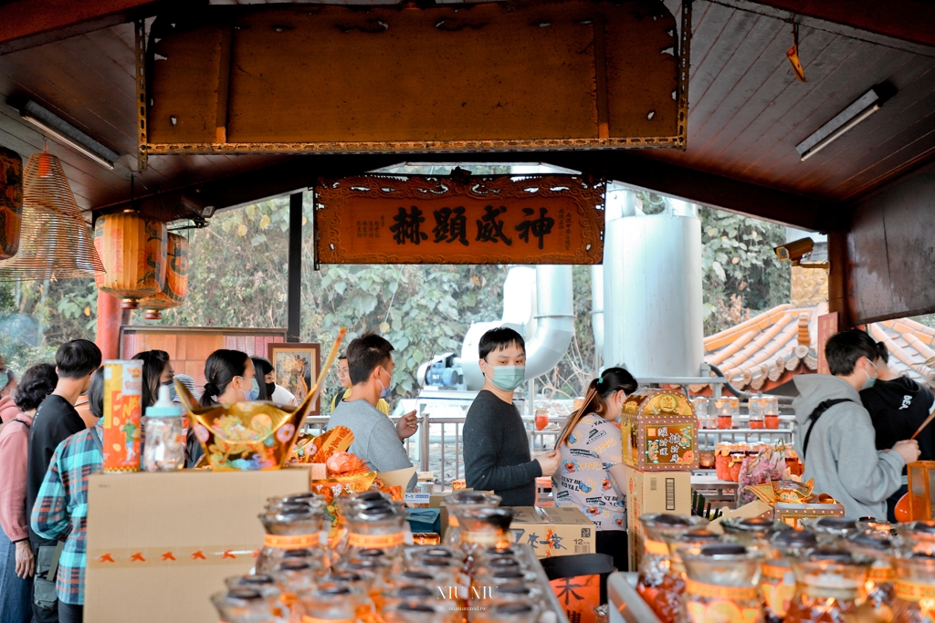 南投景點｜中寮石龍宮泡麵土地公，求財運必來，還可以免費吃泡麵，有吃有保佑