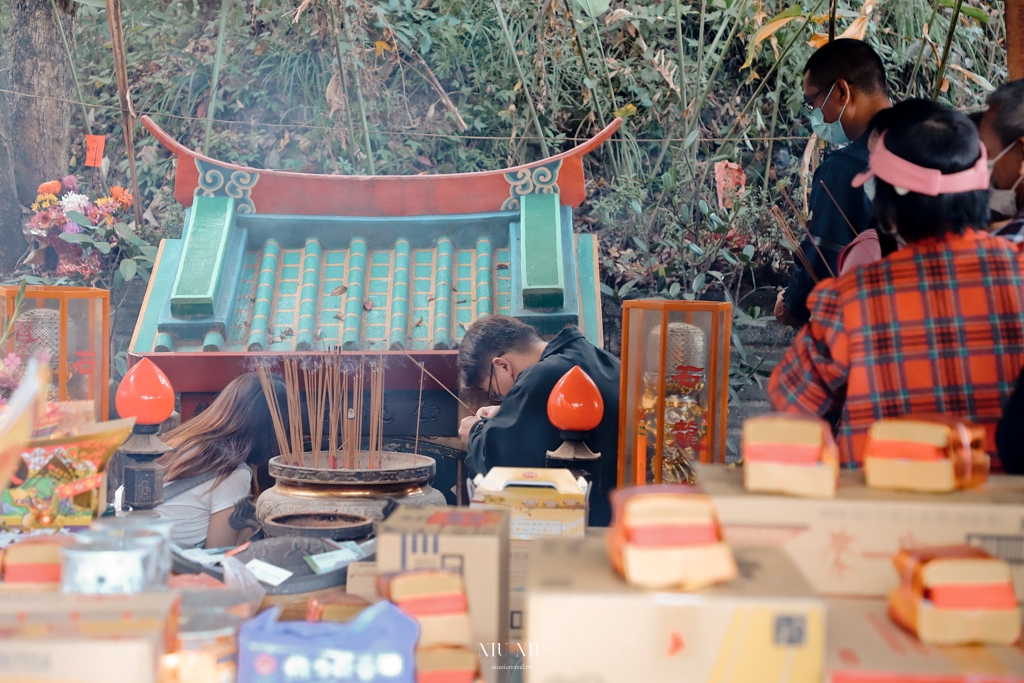 南投景點｜中寮石龍宮泡麵土地公，求財運必來，還可以免費吃泡麵，有吃有保佑