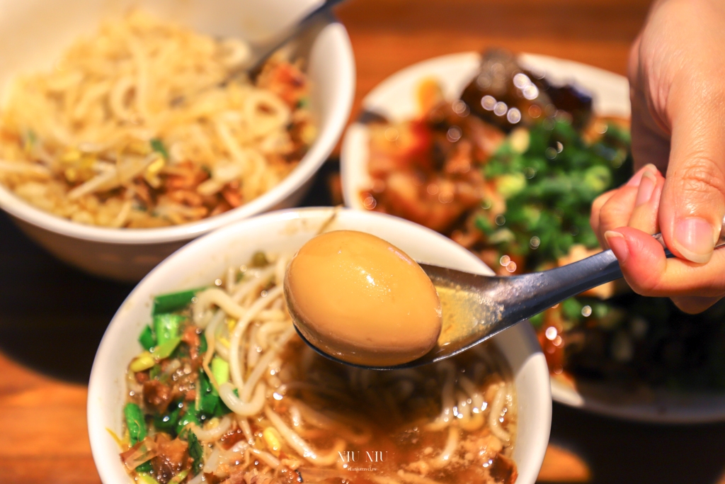 台東美食推薦｜榕樹下米苔目，滷味竟然比米苔目還好吃，搬家後依然人氣不減