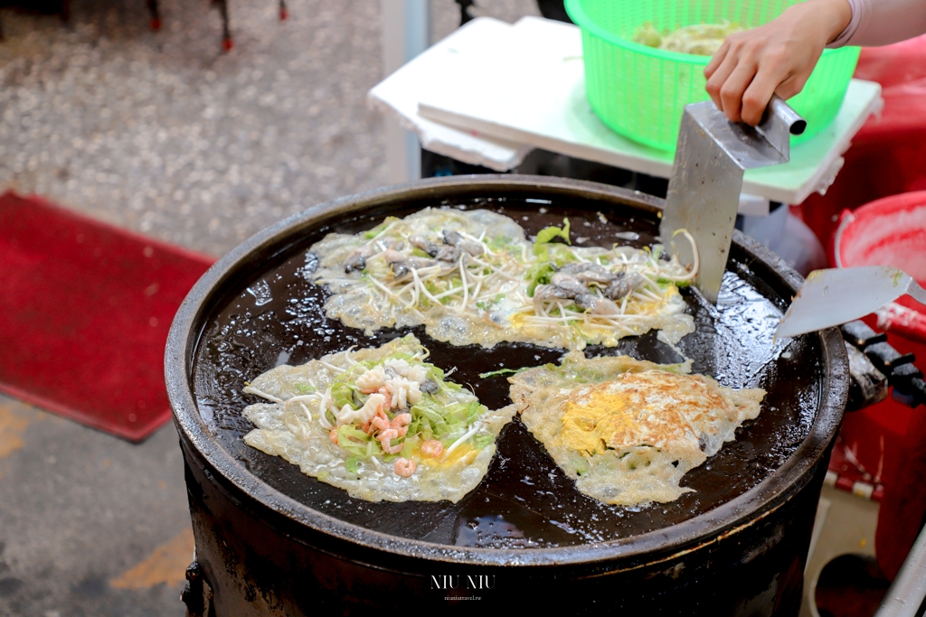 布袋觀光魚市美食推薦｜布袋海鮮(林)A1店，在地30年老店平價海鮮餐廳，必點蝦卵炒飯、蟹黃海鮮、花蟹，還要爽吃肥美布袋鮮蚵