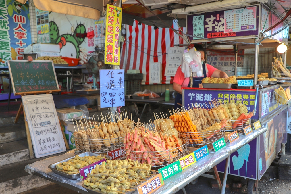 嘉義一日遊｜這樣吃這樣玩這樣買，宏展農場苦瓜餅乾、布袋漁港阿忠生魚片、黑皮妹蚵仔料理、全台首創酥脆的阿忠烏魚子芋泥餅、海廢手作DIY ，即將開幕立體彩繪好美船屋