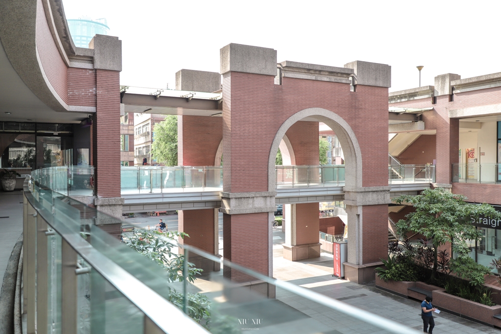 杉SHAN台南成大｜台南輕食餐廳推薦，白系沙拉餐盒餐廳，超過30種主食配菜任搭配，大推執行長最常吃的法式餐盒