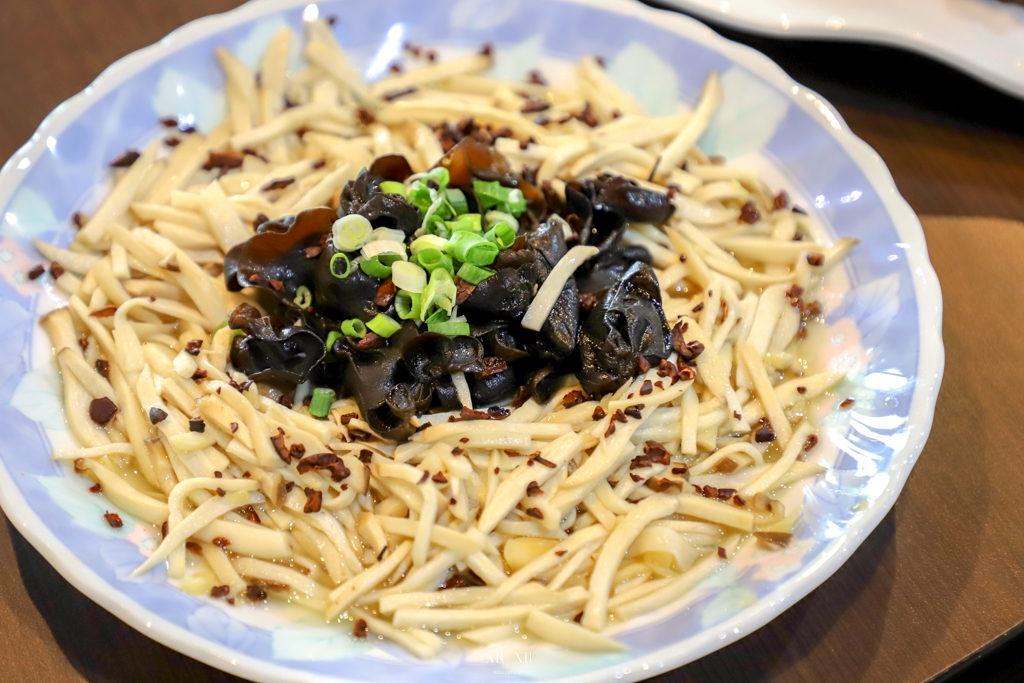 屏東萬巒美食｜老霸子客家餐館，隱藏版巷弄美食推薦，從產地到餐桌的可可風味餐，好吃到令人懷念