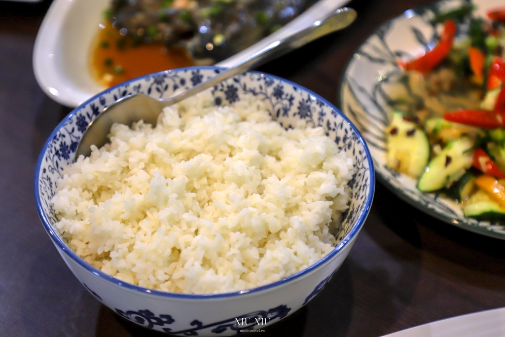 屏東萬巒美食｜老霸子客家餐館，隱藏版巷弄美食推薦，從產地到餐桌的可可風味餐，好吃到令人懷念