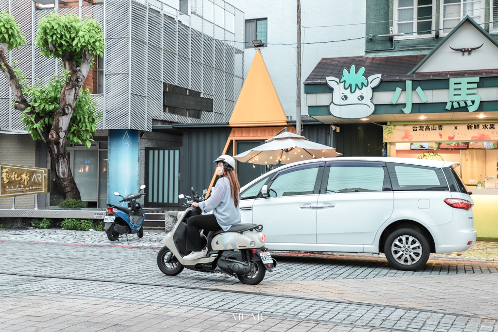 花蓮飯店推薦｜福容大飯店花蓮Fullon Hotel Hualien，海景雙人房就可以輕鬆看日出，全台獨家可樂果主題房開箱，入住就送可樂果、還能免費體驗穿旗袍