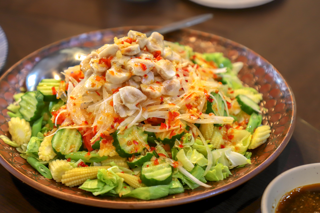 屏東萬巒美食｜老霸子客家餐館，隱藏版巷弄美食推薦，從產地到餐桌的可可風味餐，好吃到令人懷念 @妞妞幸福花園