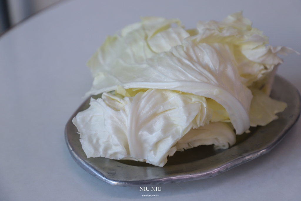 台南美食推薦｜小豪洲沙茶爐：在地老字號美食，評價超高的廣東汕頭沙茶爐，最新菜單參考