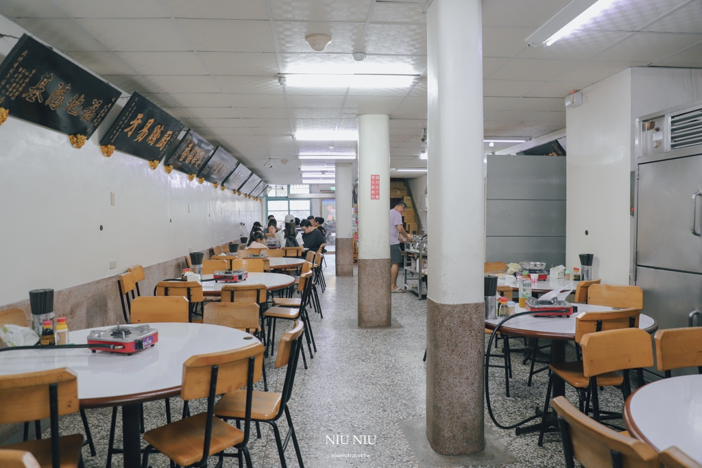 台南美食推薦｜小豪洲沙茶爐：在地老字號美食，評價超高的廣東汕頭沙茶爐，最新菜單參考