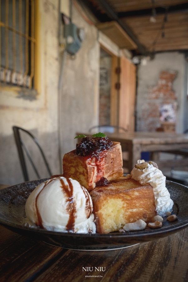 肥春號 Fatchun Cafe｜屏東恆春美食，來墾丁必去的九重葛老宅早午餐咖啡廳，大推必點蜜糖吐司