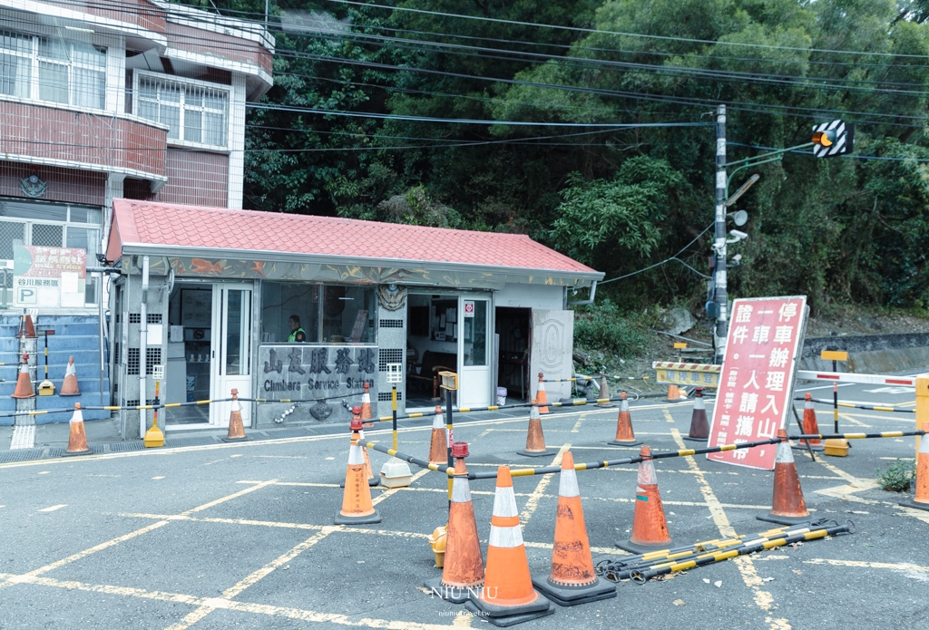 屏東霧台一日遊｜神山部落廚藝學校永續遊程，魯凱族服體驗/大地共食風味餐/天然蜂蠟布手作體驗/傳統文化體驗/神山瀑布巡禮，深入部落旅遊新玩法