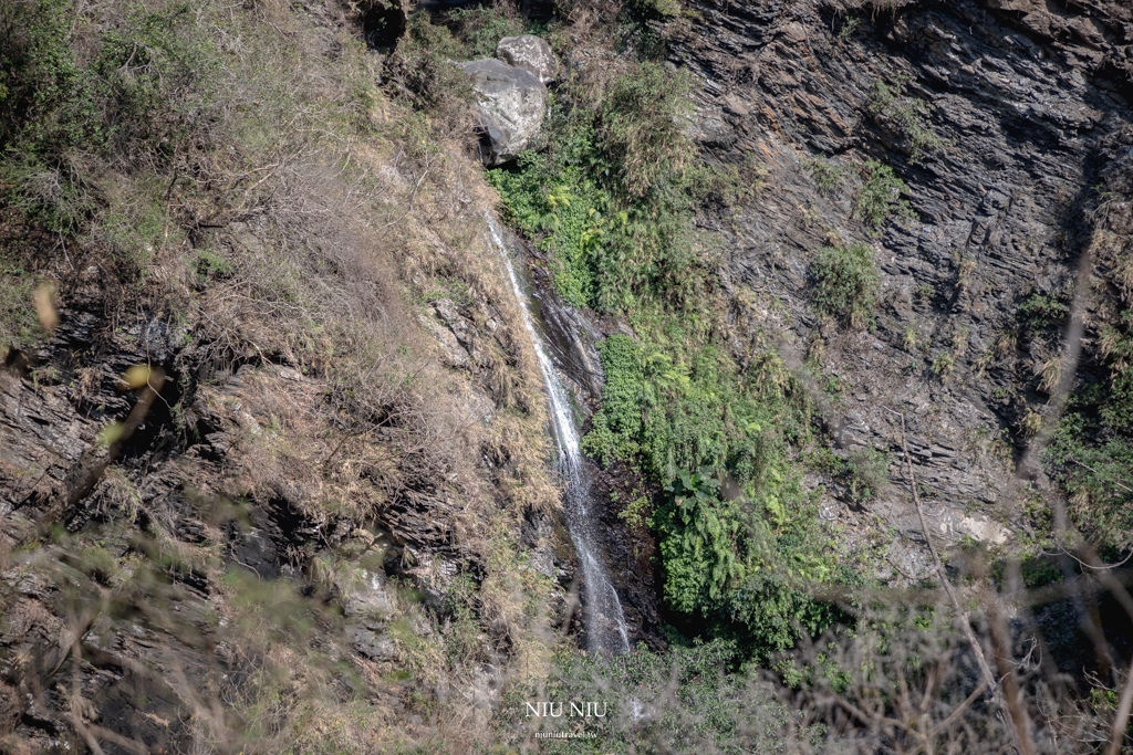 屏東霧台一日遊｜神山部落廚藝學校永續遊程，魯凱族服體驗/大地共食風味餐/天然蜂蠟布手作體驗/傳統文化體驗/神山瀑布巡禮，深入部落旅遊新玩法