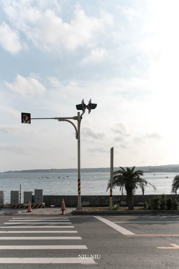 迷路小章魚小旅館Il Piccolo Polpo Hotel，南灣海景民宿推薦，為了早餐值得再訪的墾丁海景房，樓下就是迷路小章魚餐酒館