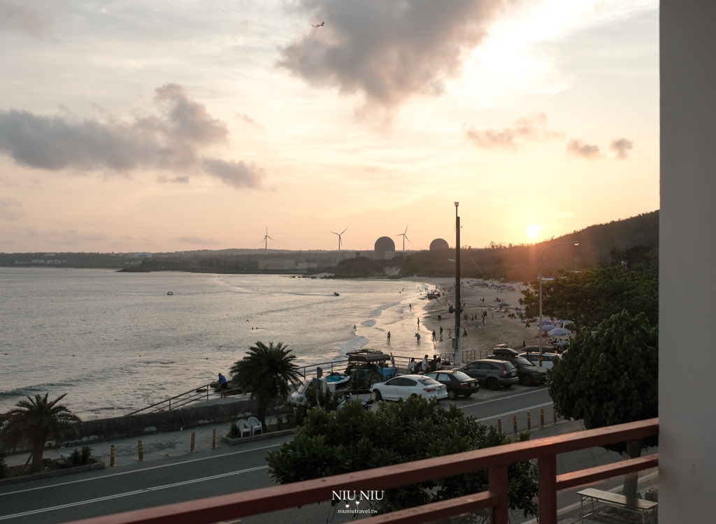 迷路小章魚小旅館Il Piccolo Polpo Hotel，南灣海景民宿推薦，為了早餐值得再訪的墾丁海景房，樓下就是迷路小章魚餐酒館