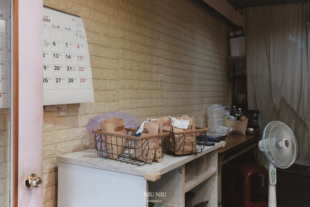 台東市美食｜好日子雞蛋糕，真心大推必點葡萄奶酥，建議打電話預定不然真的要等好久，晚來就吃不到了(含菜單)