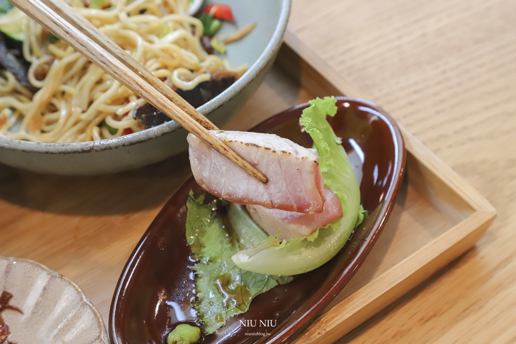 成功海銀行｜台東成功美食，進來土地銀行吃海味套餐，轉角遇見成功鎮漁業文化(含最新菜單)