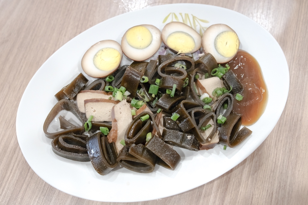 屏東車城美食｜珍芳麵館 -飯食 粥品 麵食 ，車城福安宮美食推薦，環境乾淨有冷氣的車城美食餐廳