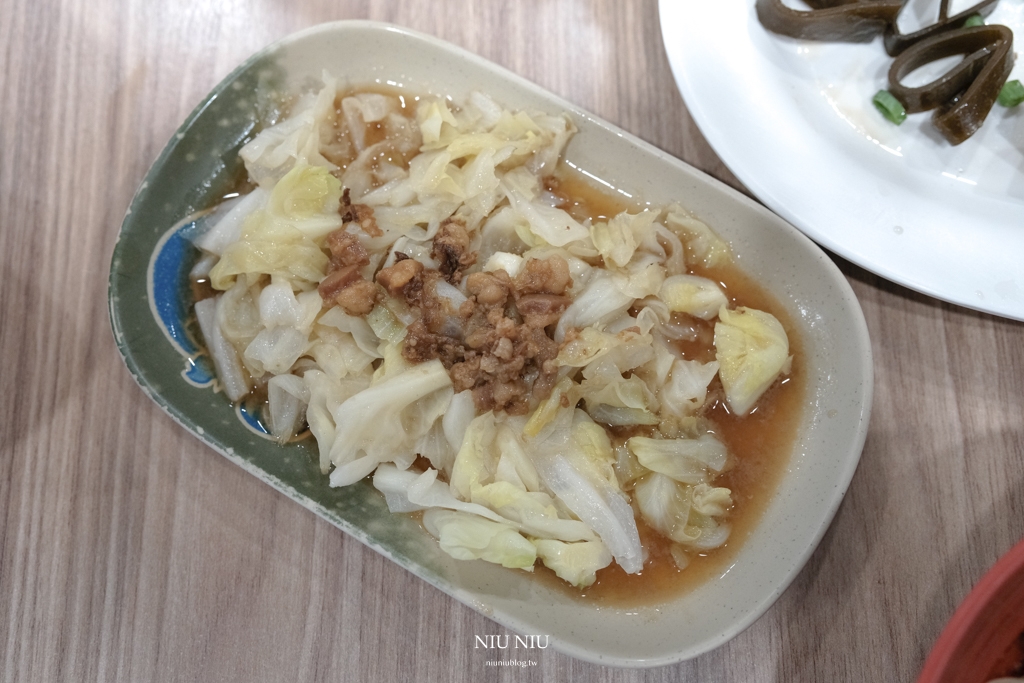 屏東車城美食｜珍芳麵館 -飯食 粥品 麵食 ，車城福安宮美食推薦，環境乾淨有冷氣的車城美食餐廳