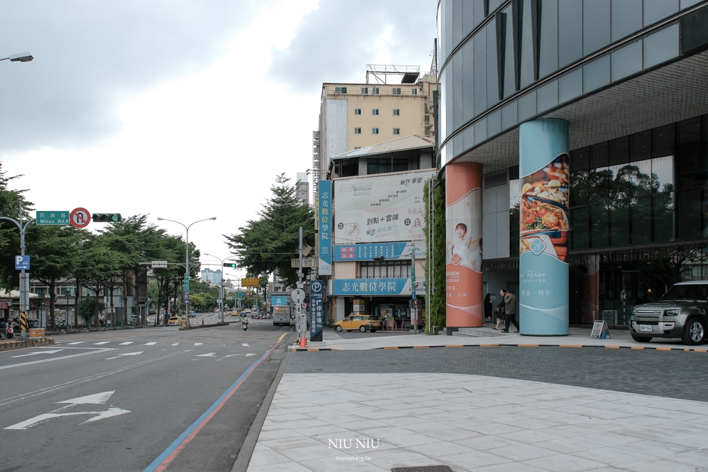 台中火車站住宿推薦｜Le Méridien Taichung 台中李方艾美酒店，一下站就能入住五星級酒店，180度絕美高空景觀玻璃泳池，超美夜景高空酒吧，周邊玩樂景點清單推薦