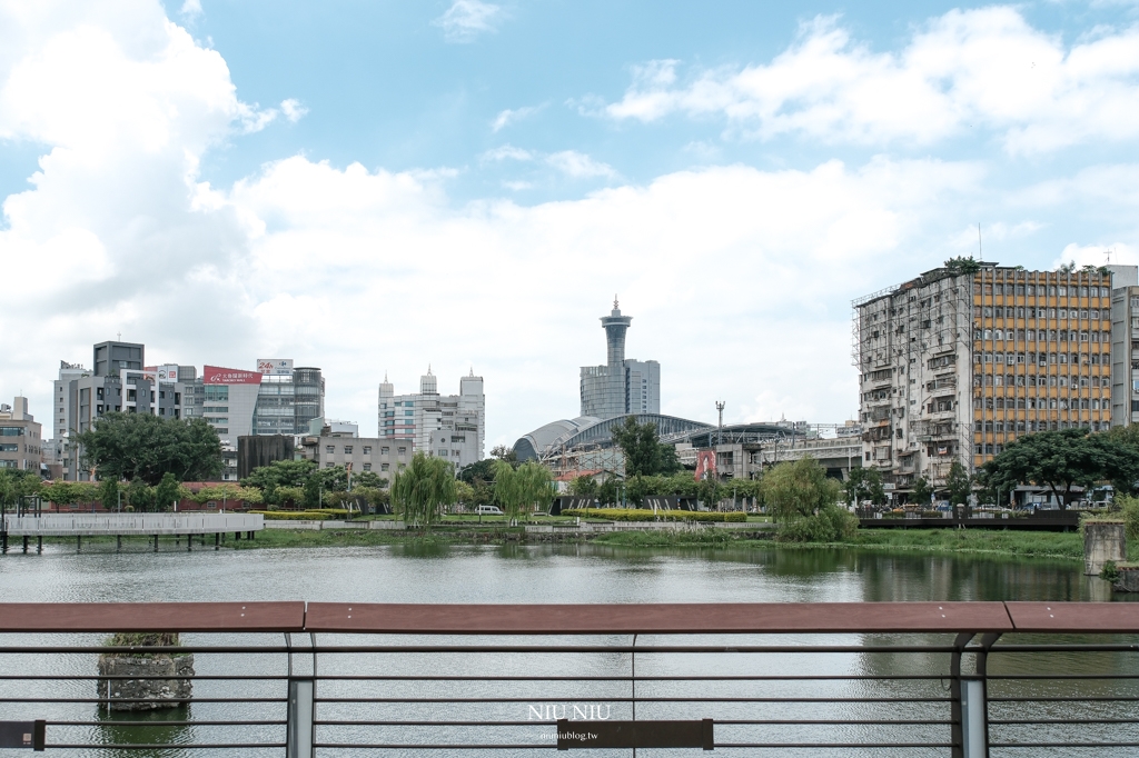 台中火車站住宿推薦｜Le Méridien Taichung 台中李方艾美酒店，一下站就能入住五星級酒店，180度絕美高空景觀玻璃泳池，超美夜景高空酒吧，周邊玩樂景點清單推薦