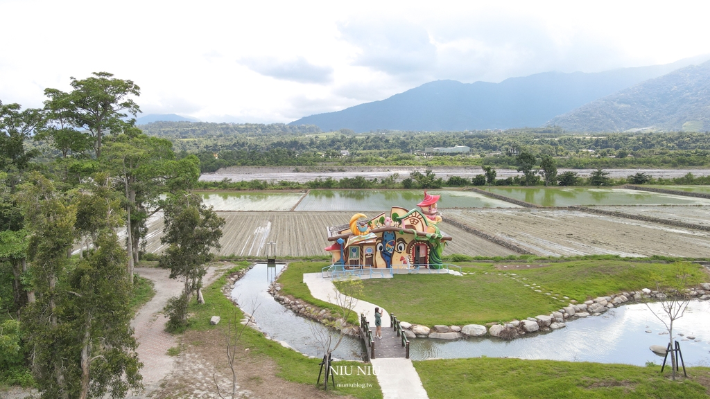 全台最夢幻的廁所｜台東親子共融公園，走進綠意小徑的童話世界，鹿野最新熱門打卡景點