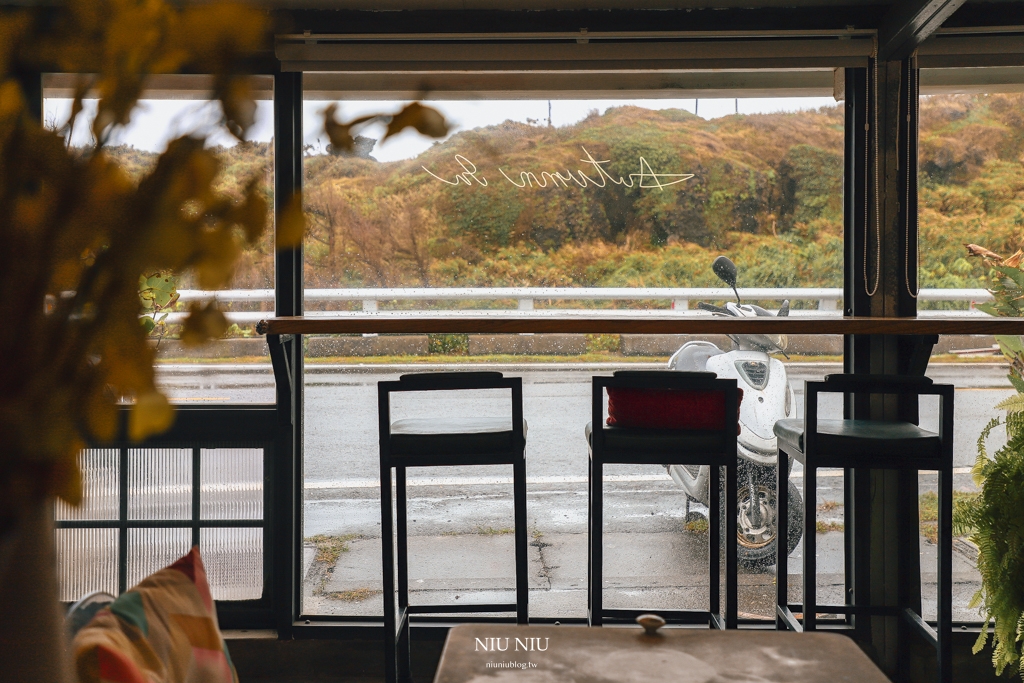 墾丁寵物友善咖啡廳｜AUTUMN.in丹桂小菊，菊式經典餐手工水餃一吃就上癮，連外國人都超愛的漁夫海鮮沙拉，中餐下午茶一次滿足(含最新季節菜單)