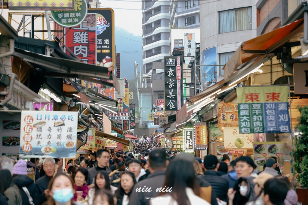 日月潭晶澤會館｜伊達邵住宿推薦，全湖景雙人浴缸景觀套房，一下樓就可以搭船逛伊達邵老街