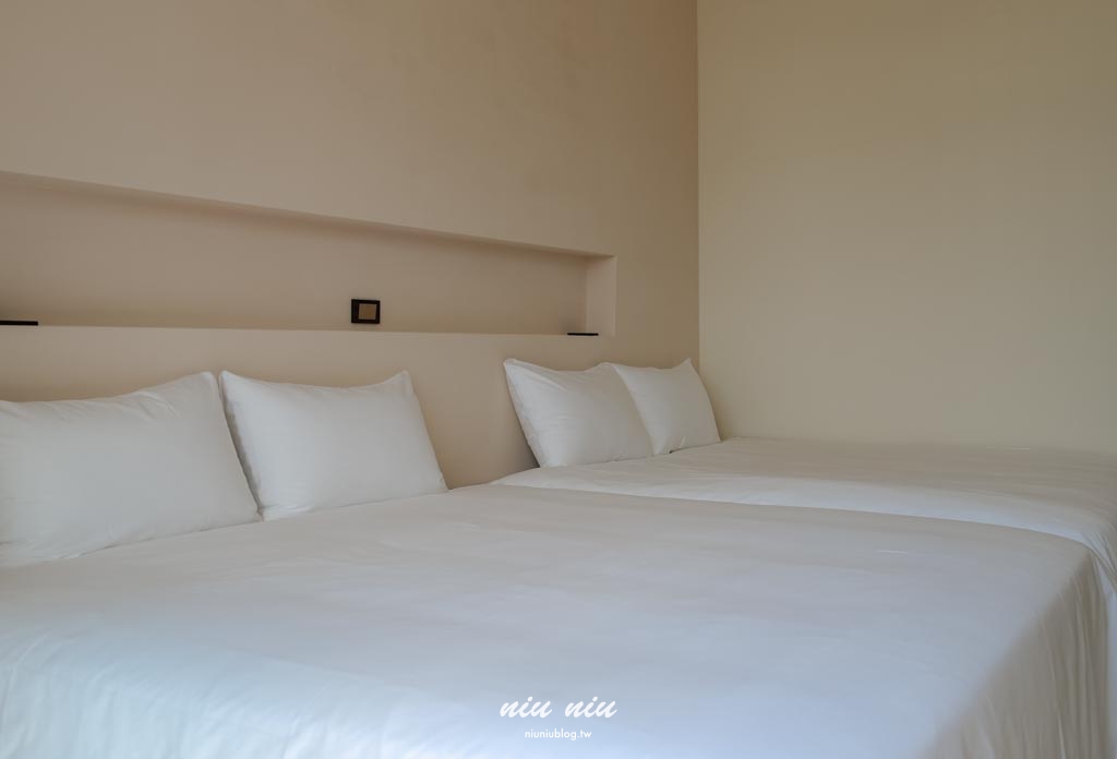 青寓白 Blue inn White｜屏東車城包棟民宿推薦，浪漫到位的白系奶油風民宿，邂逅夕陽光影的濃厚渡假感，墾丁民宿烤肉卡拉ok麻將泳池