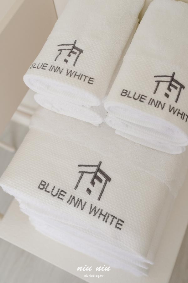 青寓白 Blue inn White｜屏東車城包棟民宿推薦，浪漫到位的白系奶油風民宿，邂逅夕陽光影的濃厚渡假感，墾丁民宿烤肉卡拉ok麻將泳池