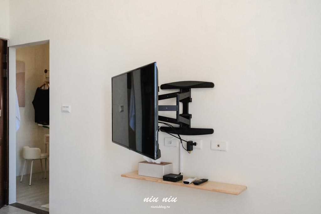 青寓白 Blue inn White｜屏東車城包棟民宿推薦，浪漫到位的白系奶油風民宿，邂逅夕陽光影的濃厚渡假感，墾丁民宿烤肉卡拉ok麻將泳池