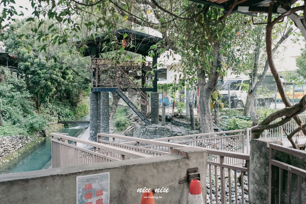 屏東免費景點一日遊｜來義鄉二峰圳，一處親子天然滑水道，適合大人的屏東玩水景點推薦