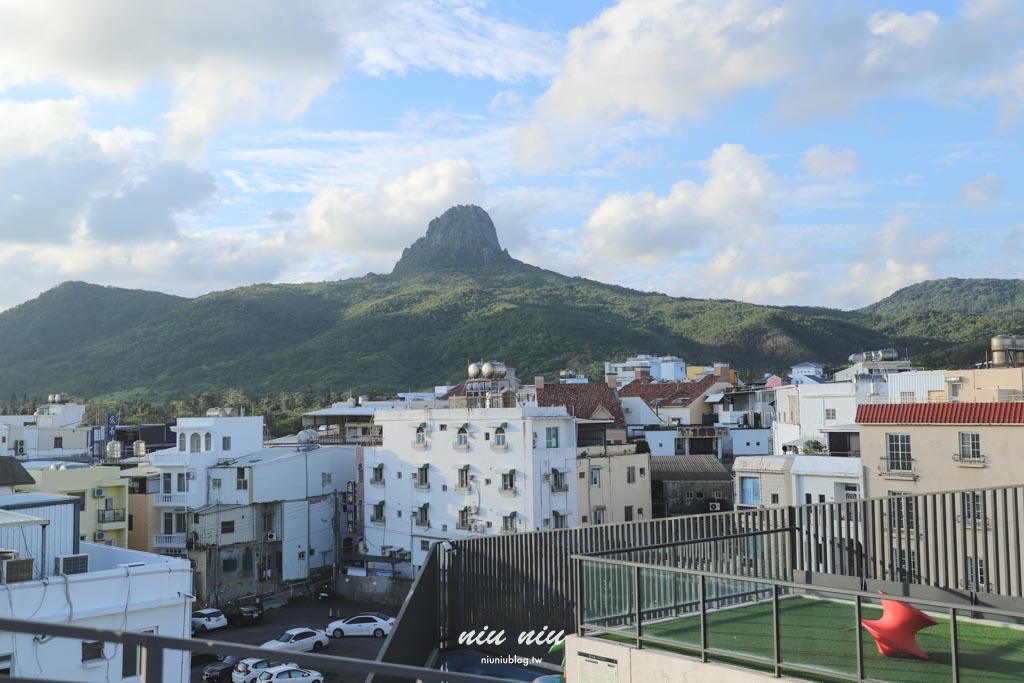 墾丁耳東華苑渡假會館ErDong Manor｜墾丁大灣住宿推薦，享受超優質的全包式渡假旅宿，躺平吃喝玩樂外加私人管家貼心服務，還有啤酒調酒無限暢飲