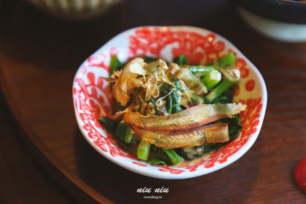 2025台東北町丼飯屋新開幕｜吃到飽日式料理推薦：現點現做丼飯、壽司、刺身、炸物一次滿足(含菜單)