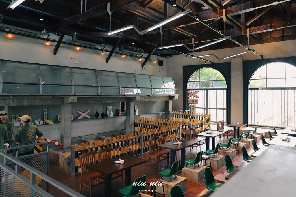 機關車庫Tea House 1917，全台最有歷史感的港點茶館，百年火車庫改建米其林點心餐廳，必吃起司炸豆腐奶超驚喜！台東美食推薦/台東特色餐廳推薦