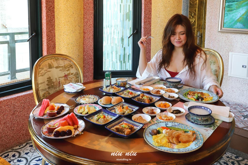 花蓮七星潭海景飯店推薦｜水上明月海景渡假旅店，一泊二食奢華頂級住宿，享受高空SPA泳池與特色7D電影院