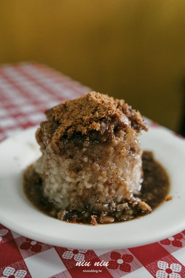 高雄橋頭美食｜廖記米糕：連續三年米其林必比登推薦，一甲子老店的筒仔米糕與四神湯必吃！