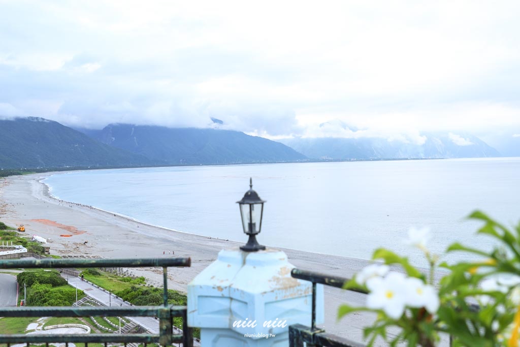 花蓮七星潭海景飯店推薦｜水上明月海景渡假旅店，一泊二食奢華頂級住宿，享受高空SPA泳池與特色7D電影院
