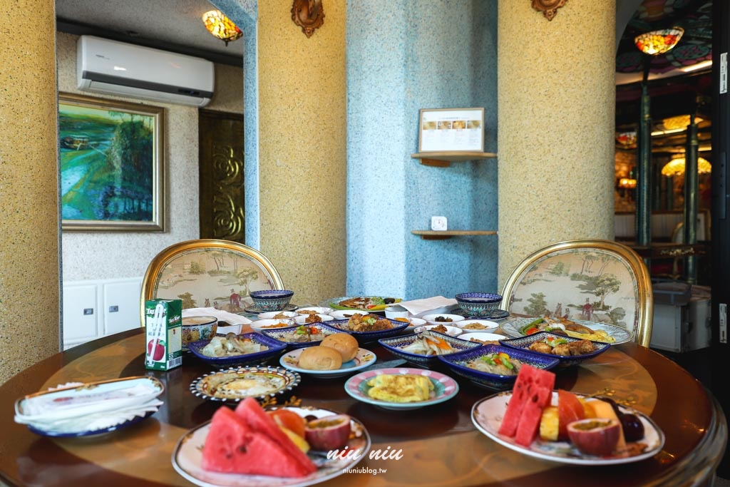 花蓮七星潭海景飯店推薦｜水上明月海景渡假旅店，一泊二食奢華頂級住宿，享受高空SPA泳池與特色7D電影院