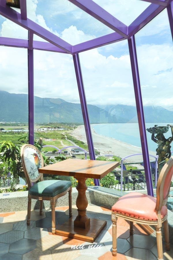 花蓮七星潭海景飯店推薦｜水上明月海景渡假旅店，一泊二食奢華頂級住宿，享受高空SPA泳池與特色7D電影院