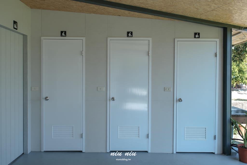 台東海景露營推薦｜忘塵露營區：距離長濱市區僅5分鐘，開著VANTEL美學車中泊露營去！