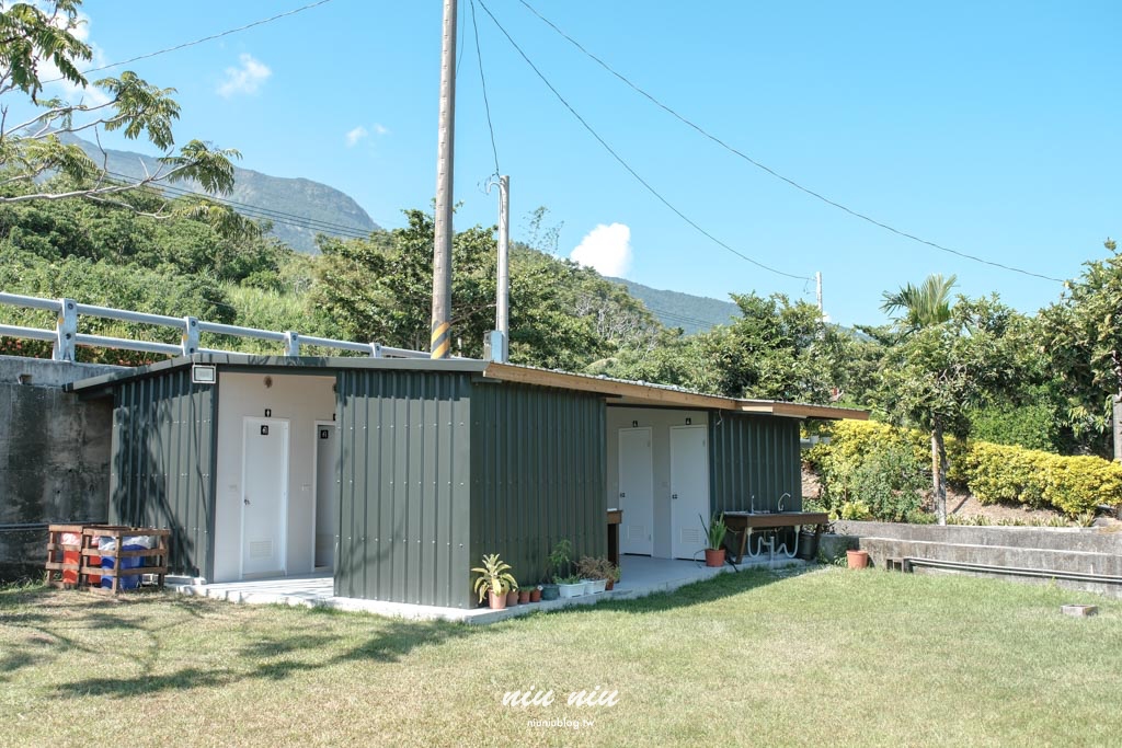 台東海景露營推薦｜忘塵露營區：距離長濱市區僅5分鐘，開著VANTEL美學車中泊露營去！