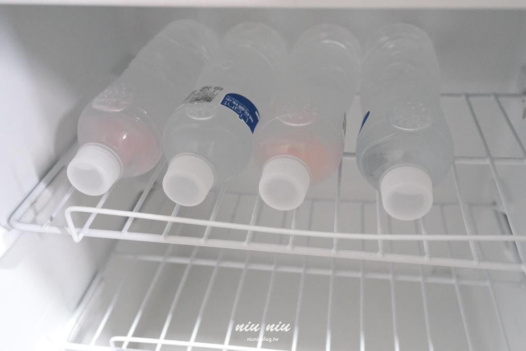 小琉球包棟民宿推薦｜黃舍民宿開箱：KTV、戲水池、大草皮！最多可住36人，家族旅遊＆閨蜜聚會首選