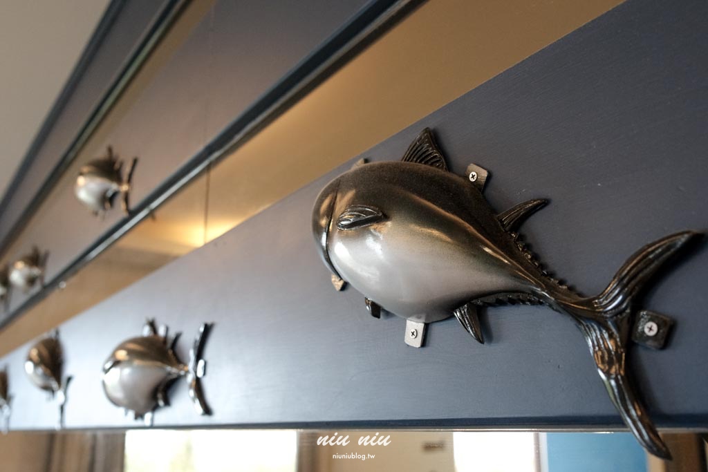 小琉球包棟民宿推薦｜黃舍民宿開箱：KTV、戲水池、大草皮！最多可住36人，家族旅遊＆閨蜜聚會首選