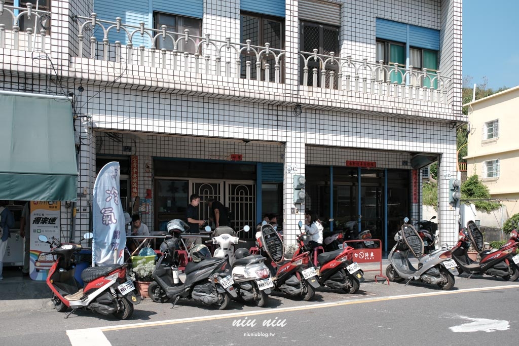 小琉球美食推薦|小琉球香村滷味麵食館,在地人激推的隱藏版麵店!必吃海鮮湯麵、油蔥拌麵與新品匠心粉絲煲 小琉球美食推薦|小琉球香村滷味麵食館,在地人激推的隱藏版麵店!必吃海鮮湯麵、油蔥拌麵與新品匠心粉絲煲