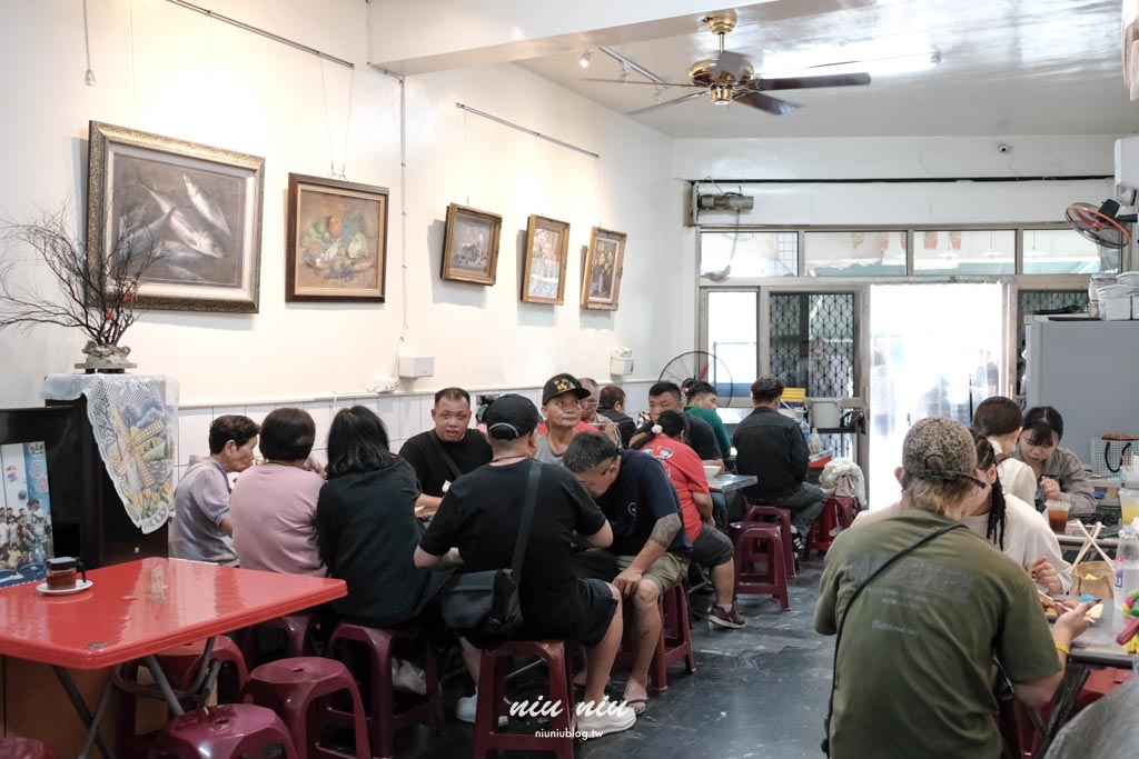 小琉球美食推薦｜小琉球香村滷味麵食館，在地人激推的隱藏版麵店！必吃海鮮湯麵、油蔥拌麵與新品匠心粉絲煲