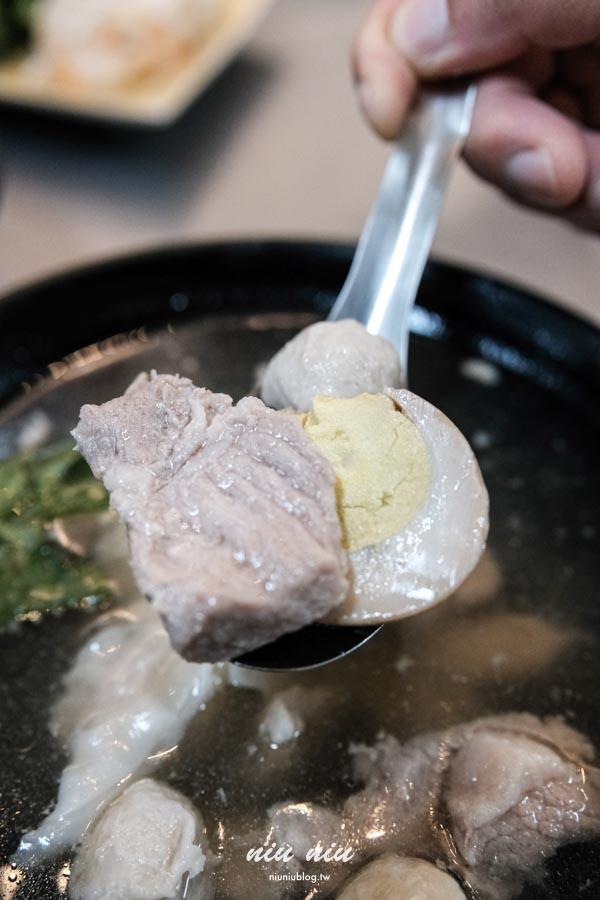 小琉球美食推薦｜小琉球香村滷味麵食館，在地人激推的隱藏版麵店！必吃海鮮湯麵、油蔥拌麵與新品匠心粉絲煲