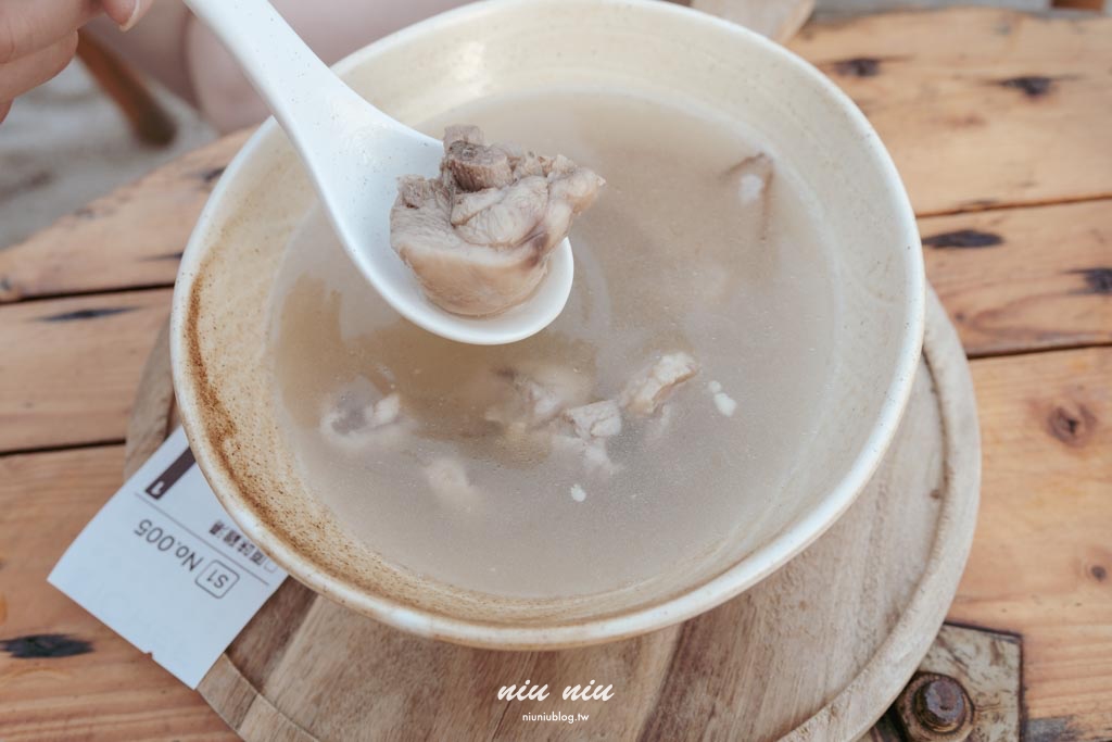 屏東小琉球景點推薦｜Sea Daze Liuqiu，小琉球沙灘酒吧推薦，海景沙灘夕陽秘境