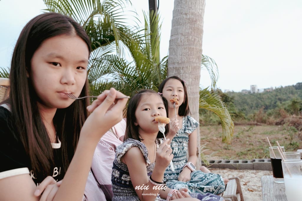 屏東小琉球景點推薦｜Sea Daze Liuqiu，小琉球沙灘酒吧推薦，海景沙灘夕陽秘境